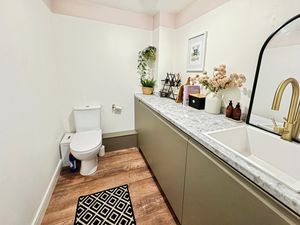 Photo 11- click for photo gallery